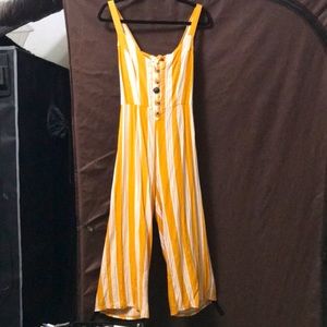 Yellow and white stripped jumper